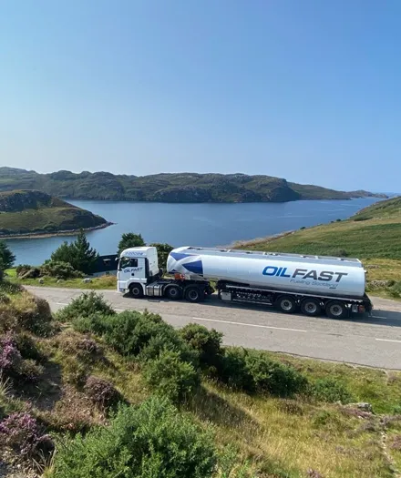 Oilfast delivering heating oil